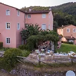 Domus Francigena Willa *