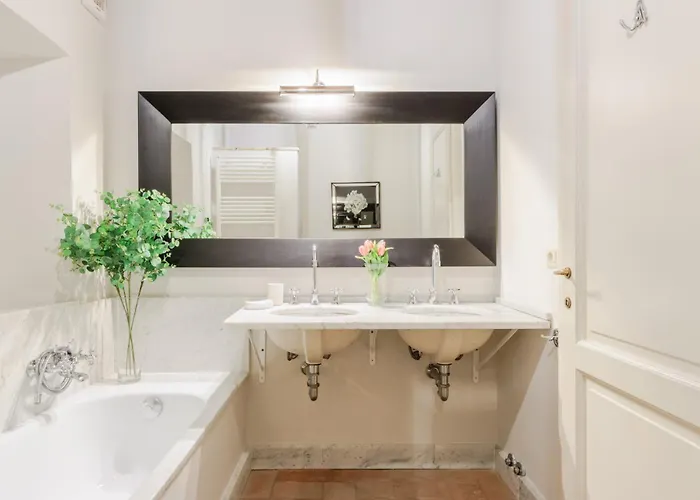 Domus Francigena فيلة *