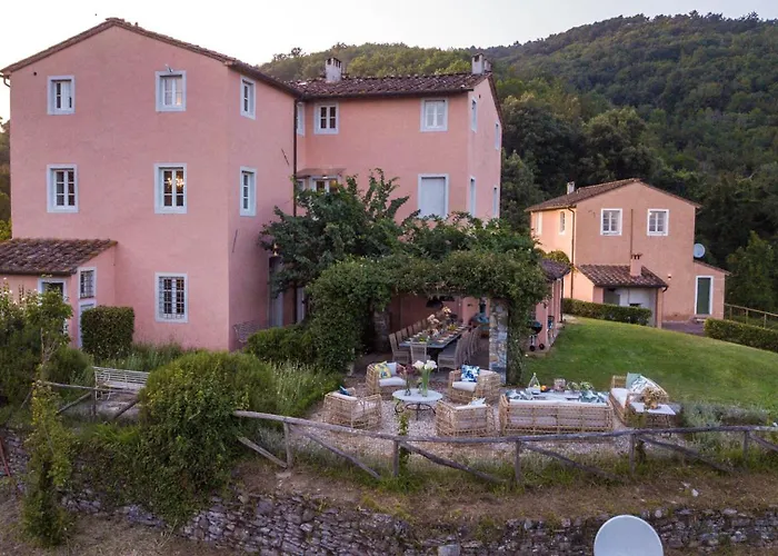 Domus Francigena فيلة *