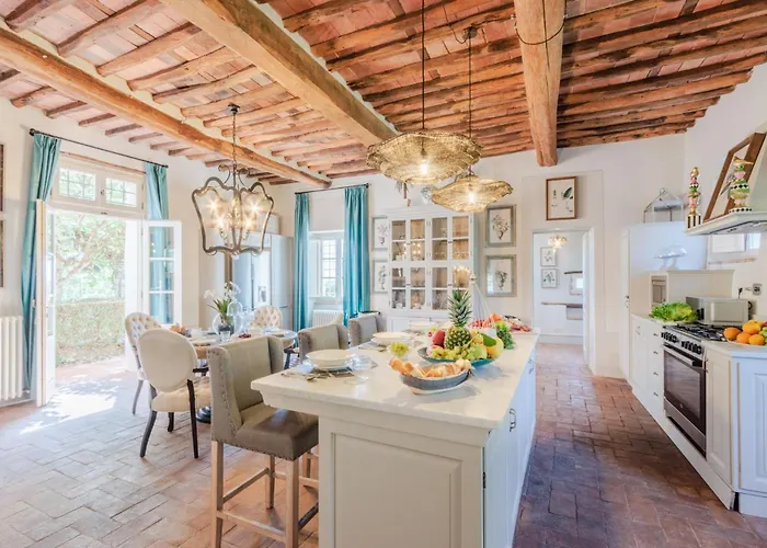 Domus Francigena فيلة