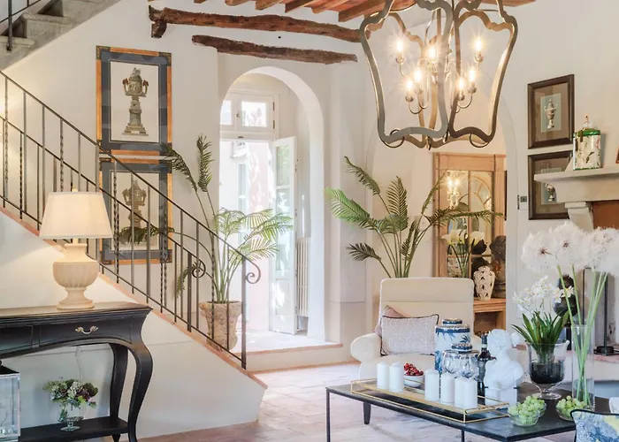 فيلة Domus Francigena *