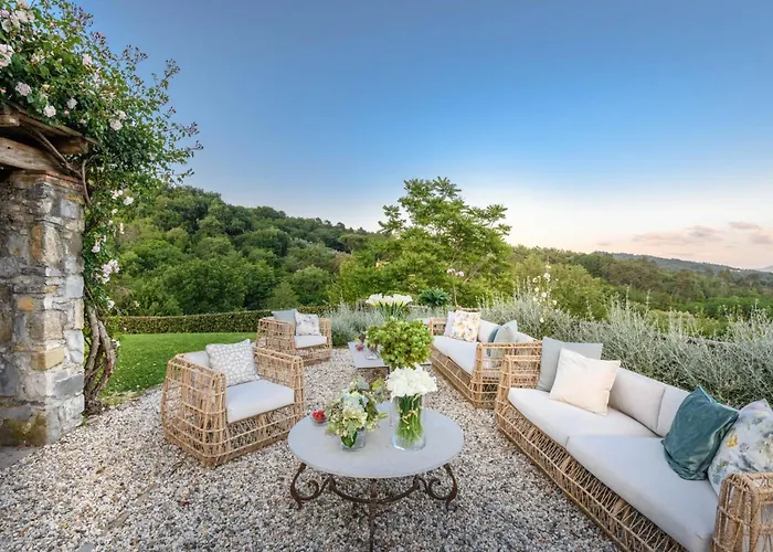 فيلة Domus Francigena