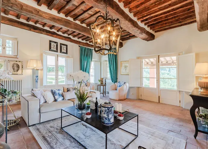 فيلة Domus Francigena لوكا