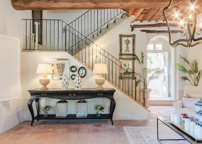 Domus Francigena فيلة